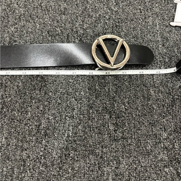 Valentino Black Leather Belt with Silver V Logo Buckle - Picture 7 of 8